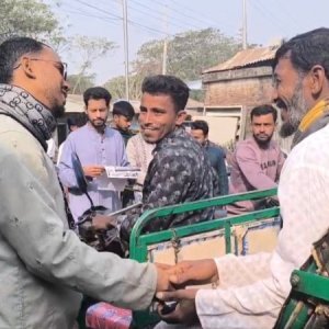 প্রত্যেকটা সন্ত্রাস-চাঁদাবাজকে মানুষের বাড়িতে কাজ করে খেতে হবে: হান্নান মাসউদ প্রত্যেকটা সন্ত্রাস-চাঁদাবাজকে মানুষের বাড়িতে কাজ করে খেতে হবে: হান্নান মাসউদ