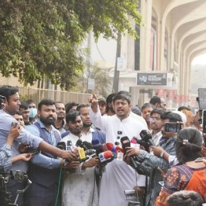 এবার কাইয়ুম-ইশরাককে সন্ত্রাসী বললেন নাসীরুদ্দীন পাটওয়ারী