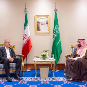 ইরানে হামলায় আকাশসীমা ব‍্যবহার করতে দেবে না সৌদি আরব