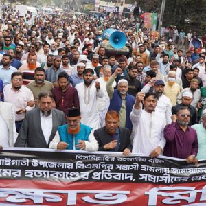 প্রচারণার মাঠে সহিংসতা, বাড়ছে উদ্বেগ-উৎকণ্ঠা 