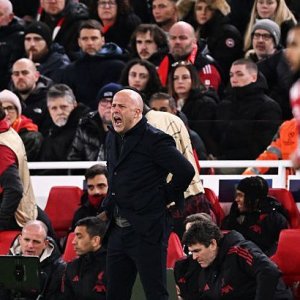 শেষ ষোলোতে লিভারপুল, বার্সা, সিটি