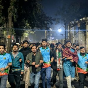 জগন্নাথ বিশ্ববিদ্যালয়ে স্লোগান, ‘তারেকের অনেক গুণ, হারার ভয়ে মানুষ খুন’