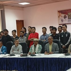 মুক্তিযুদ্ধে খাসিয়াদের বীরত্বগাথা নিয়ে বইয়ের মোড়ক উন্মোচন 