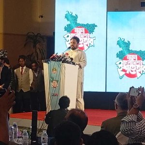 জোট হলেও নতুন বন্দোবস্তের লড়াই অব্যাহত: নাহিদ ইসলাম