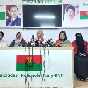 জামায়াত-শিবির প্রতিনিয়ত বিএনপির নারী কর্মীদের হুমকি দিচ্ছে: রিজভী