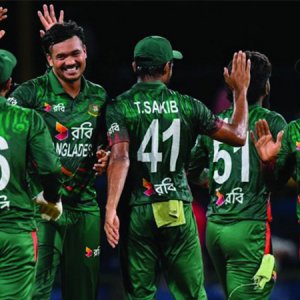 আড়াই কোটি টাকার প্রাইজমানি, মিরপুরে বসছে তিন দলের ‘অদম্য কাপ’ 