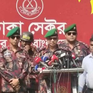 ‘নির্বাচনে আইনশৃঙ্খলা রক্ষায় মারণাস্ত্র ব্যবহার করবে না বিজিবি’