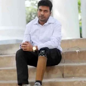 র‍্যাবের গুলিতে পা হারানো লিমনকে ২ কোটি ৬০ লাখ টাকা ক্ষতিপূরণ দিতে রুল 