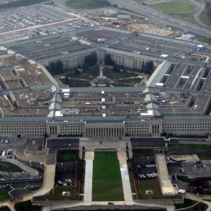 ইরান ইস্যুতে পেন্টাগনে মার্কিন ও ইসরায়েলি সেনাপ্রধানের রুদ্ধদ্বার বৈঠক