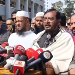 নির্বাচনে লেভেল প্লেয়িং ফিল্ড না হলে নতুন গণআন্দোলনের হুঁশিয়ারি মঞ্জুর নির্বাচনে লেভেল প্লেয়িং ফিল্ড না হলে নতুন গণআন্দোলনের হুঁশিয়ারি মঞ্জুর