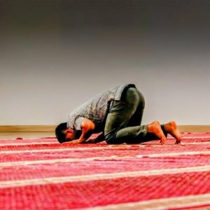 গ্রিসে বাসায় নামাজের জামাত আয়োজনের অভিযোগে বাংলাদেশির রেসিডেন্স পারমিট বাতিল