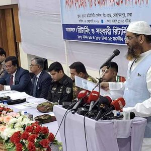 মামুনুল হকের ১৩ দফা নির্বাচনি ইশতেহার ঘোষণা