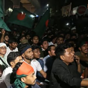 শাহবাগে অবস্থান কর্মসূচি স্থগিত, যানবাহন চলাচল স্বাভাবিক