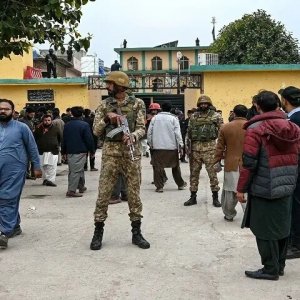 ইসলামাবাদে জুমার নামাজে আত্মঘাতী হামলা, নিহত ৩১