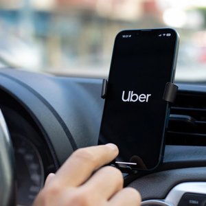 চালক কর্তৃক যাত্রীকে ধর্ষণের অভিযোগে যুক্তরাষ্ট্রে উবারকে ৮৫ লাখ ডলার জরিমানা