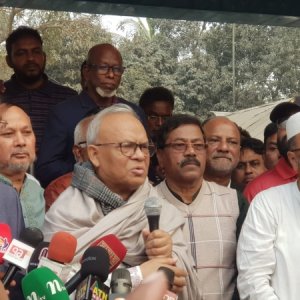 খালেদা জিয়া না থাকলে মন্ত্রিত্বের স্বাদ পেতেন না: জামায়াত‌কে রিজভী