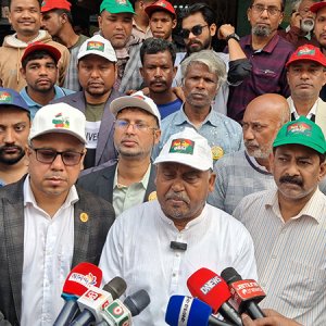 জামায়াত প্রার্থী বোরকা বানিয়েছে, নকল ব্যালট ছাপিয়েছে: দাবি বিএনপি প্রার্থীর