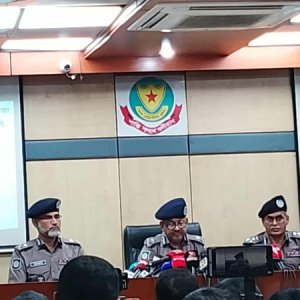 ঢাকা মহানগরীর ৩৭টি ভোটকেন্দ্র ঝুঁকিপূর্ণ: ডিএম‌পি