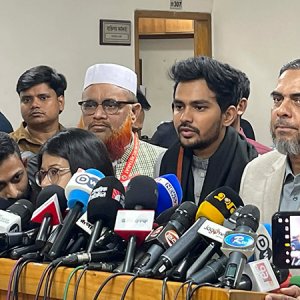 লিখিত অভিযোগের পরও ইসি থেকে প্রতিক্রিয়া পাওয়া যাচ্ছে না, দাবি আসিফের