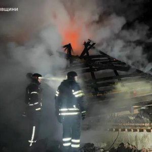 ইউক্রেনে রুশ ড্রোন হামলায় বাবা ও ৩ সন্তানের মৃত্যু, অন্তঃসত্ত্বা মা আহত