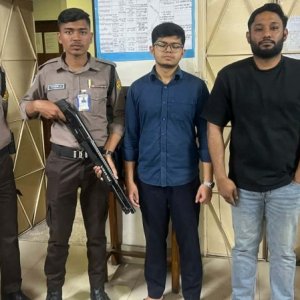 রাজধানীতে ভোটকেন্দ্রে অবৈধ অনুপ্রবেশ: জামায়াতের দুই এজেন্টকে কারাদণ্ড