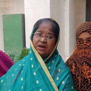 ‘১৭ বছর পর ভোট দিয়ে ঈদের মতো আনন্দ হচ্ছে’