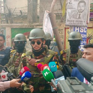 পোলিং এজেন্ট বের করে দেয়ার ঘটনা ফেইক : ক্যাপ্টেন সিফাত