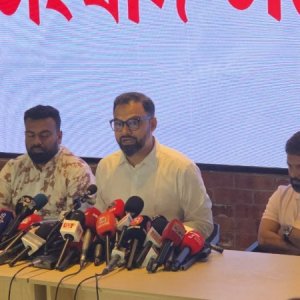 কারচুপির অভিযোগ তুলে ভোট পুনর্গণনার দাবি জানালেন আমিনুল