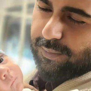 মেয়ের ছবি প্রকাশ করে যে বার্তা দিলেন অপূর্ব