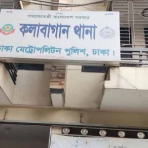 রাজধানীতে ছাদ থেকে পড়ে যুবকের মৃত্যুর অভিযোগ