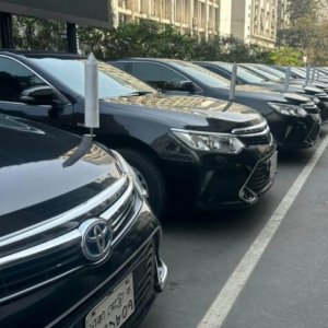 সংসদ ভবনের দিকে যাচ্ছে নতুন মন্ত্রীদের জন্য ৫০ গাড়ি 