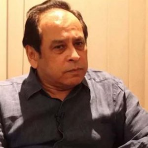 মন্ত্রিসভায় নেই রেজা কিবরিয়া, হতাশ অনুসারী ও নেতাকর্মীরা মন্ত্রিসভায় নেই রেজা কিবরিয়া, হতাশ অনুসারী ও নেতাকর্মীরা