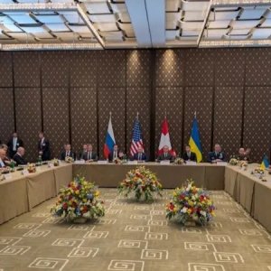 জেনেভায় ইউক্রেন-রাশিয়া শান্তি আলোচনা ব্যর্থ, কাটেনি অচলাবস্থা