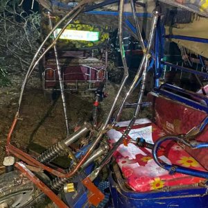 কক্সবাজারে দুর্ঘটনার কবলে পড়লো ফুটবলার ওজিলের বহরের একটি গাড়ি