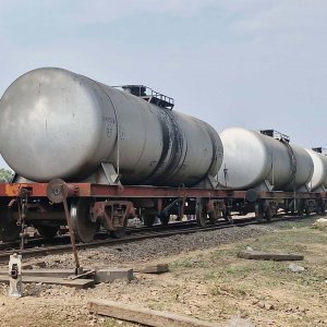 ১০ ঘণ্টা পর চাঁপাইনবাবগঞ্জ-রাজশাহী রুটে ট্রেন চলাচল স্বাভাবিক ১০ ঘণ্টা পর চাঁপাইনবাবগঞ্জ-রাজশাহী রুটে ট্রেন চলাচল স্বাভাবিক