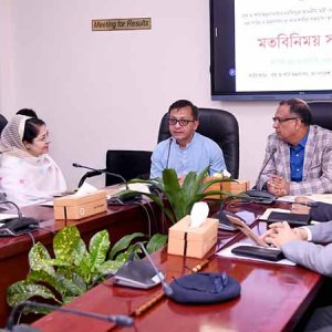 ‘বিদেশি বিনিয়োগ বাড়াতে নীতিগত সংস্কার করতে হবে’