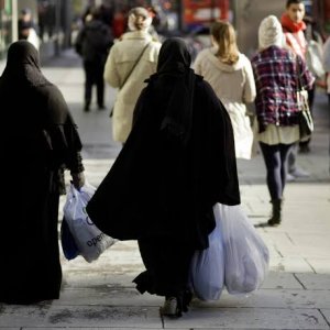 ৬৫ শতাংশ ব্রিটিশ-বাংলাদেশি শিশু ‘চরম দারিদ্র্যসীমায়’