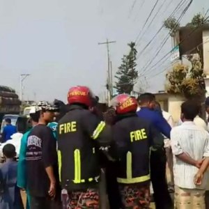 ট্রাকচাপায় প্রাণ হারালেন মোটরসাইকেল আরোহী দুই বন্ধু