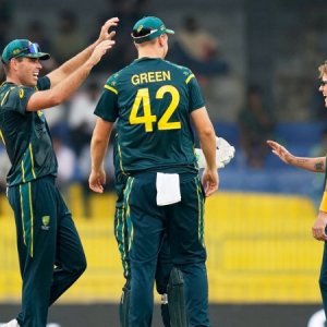 ওমানের বিপক্ষে বড় জয় পেলো অস্ট্রেলিয়া, কিন্তু...