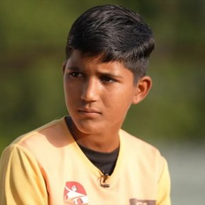 বাল্যবিয়ের বিরুদ্ধে লড়াইয়ে ফুটবল