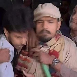 সোহরাওয়ার্দী উদ্যানের ঘটনায় ৪ পুলিশ সদস্য ক্লোজড