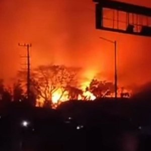 নতুন পাম্প থেকে গ্যাস ছড়িয়ে পড়েছে এলাকায়, বিস্ফোরণে দগ্ধ ৯