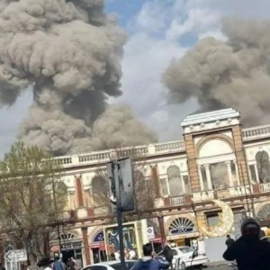 ইরানে ইসরায়েলের ক্ষেপণাস্ত্র হামলা