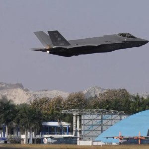 ভুলবশত ৩টি মার্কিন যুদ্ধবিমান ভূপাতিত করেছে কুয়েত: যুক্তরাষ্ট্র