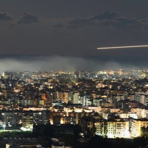 ইরানে ইসরায়েল ও যুক্তরাষ্ট্রের হামলা অব্যাহত, বাড়ছে যুদ্ধের পরিধি