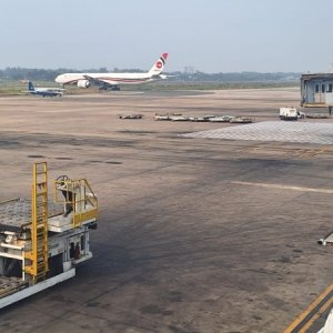 চট্টগ্রাম বিমানবন্দরে চার দিনে ৩৫ ফ্লাইট বাতিল 