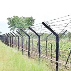 একসঙ্গে দেশ ছাড়ছিল তিন জেলার তিন শিশু, বিজিবির হাতে আটক