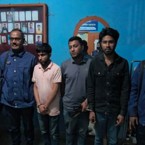 কারখানায় চাঁদা দাবির অভিযোগে বিএনপি-যুবদলের ৩ নেতা গ্রেফতার