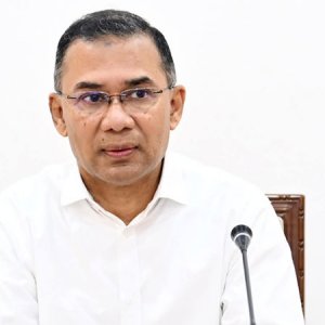 জনগণের চিকিৎসাসেবা নিশ্চিতে ‘ই-হেলথ’ কার্ড চালুর নির্দেশ প্রধানমন্ত্রীর