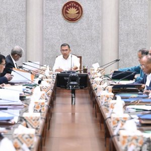 প্রশাসনে স্বচ্ছতা বজায় রাখার নির্দেশ প্রধানমন্ত্রীর